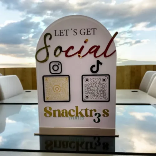 Hablador Acrílico QR En ecuador