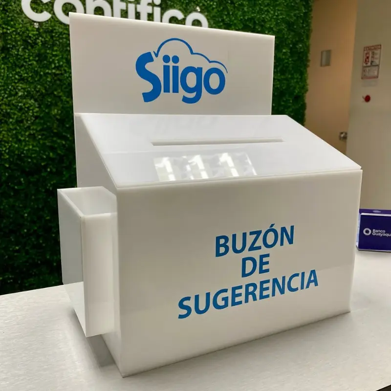 Buzón De Sugerencia En Acrílico En Guayaquil