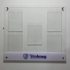 Cartelera en Acrílico En Guayaquil